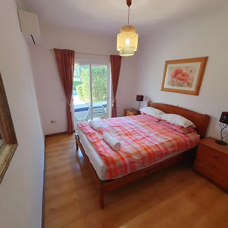 Casa Laguna *